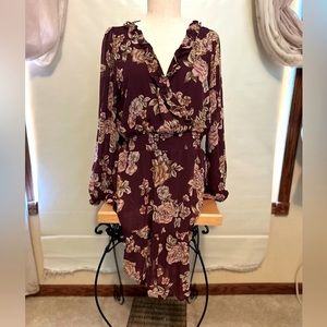 Gorgeous lined Wine/ floral long sleeve Maurices dress size XL.